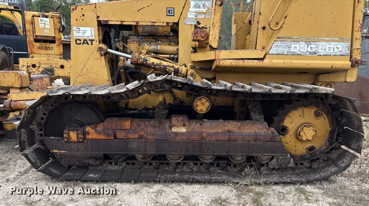 image for item EA7022 1988 Caterpillar D3C dozer