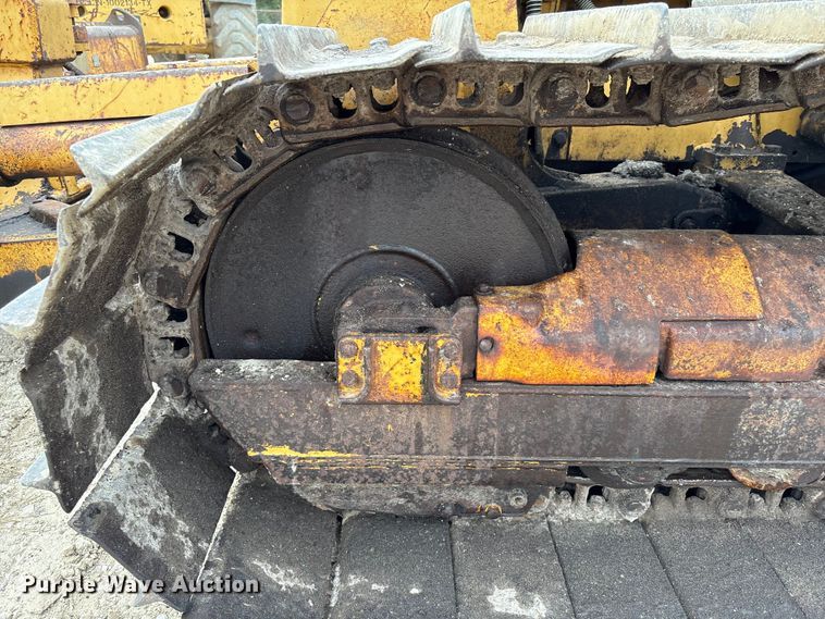 image for item EA7022 1988 Caterpillar D3C dozer