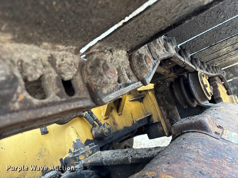 image for item EA7022 1988 Caterpillar D3C dozer