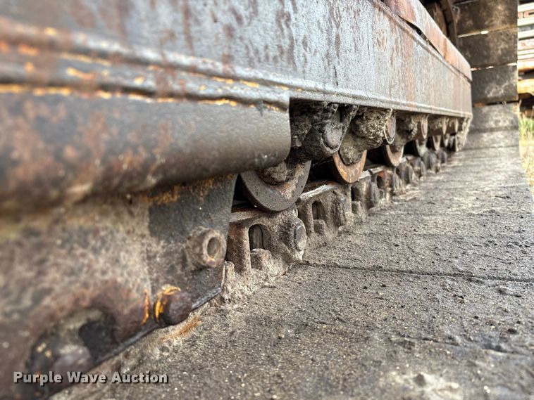 image for item EA7022 1988 Caterpillar D3C dozer