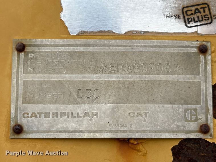 image for item EA7022 1988 Caterpillar D3C dozer