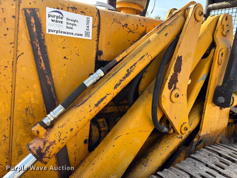 image for item EA7023 John Deere 450C track loader