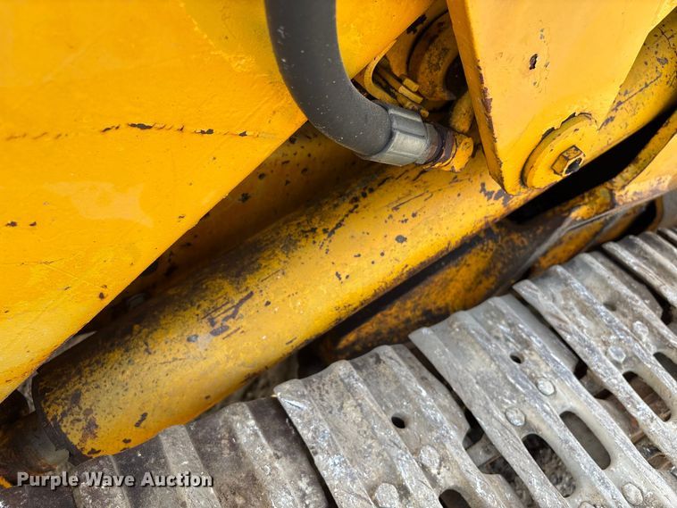 image for item EA7023 John Deere 450C track loader