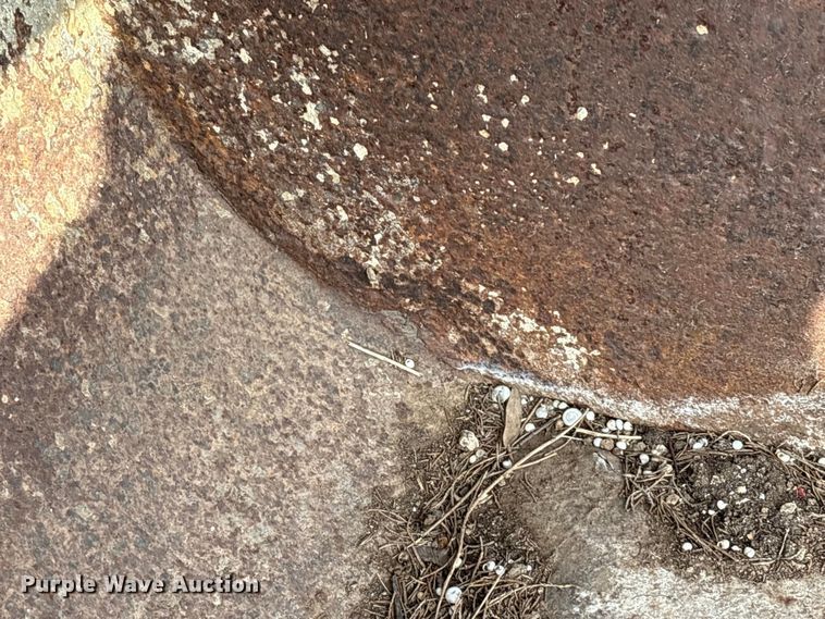 image for item EA7023 John Deere 450C track loader