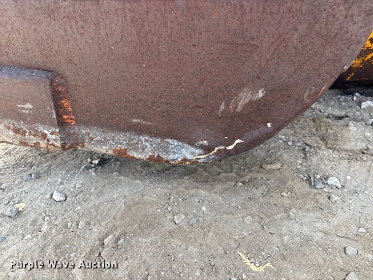 image for item EA7023 John Deere 450C track loader