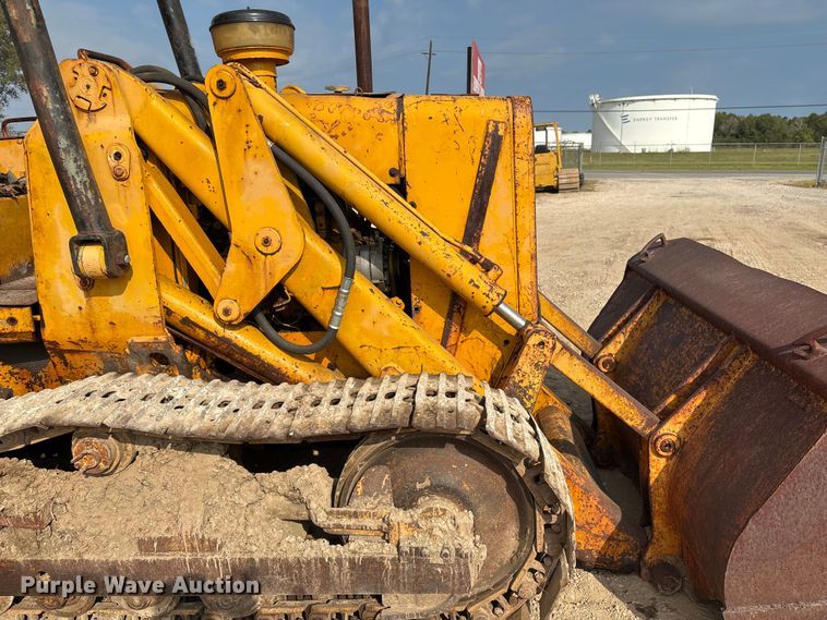 image for item EA7023 John Deere 450C track loader