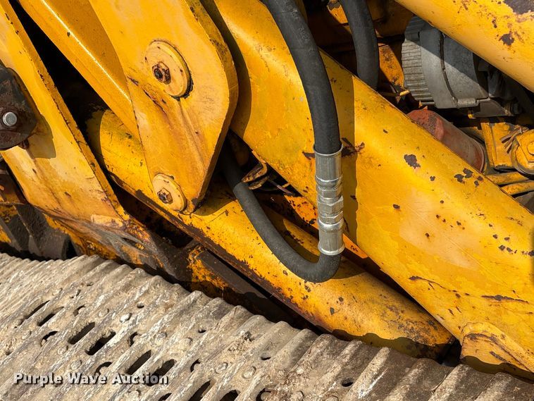 image for item EA7023 John Deere 450C track loader