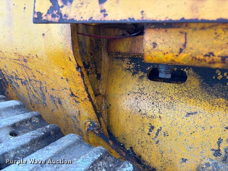 image for item EA7023 John Deere 450C track loader