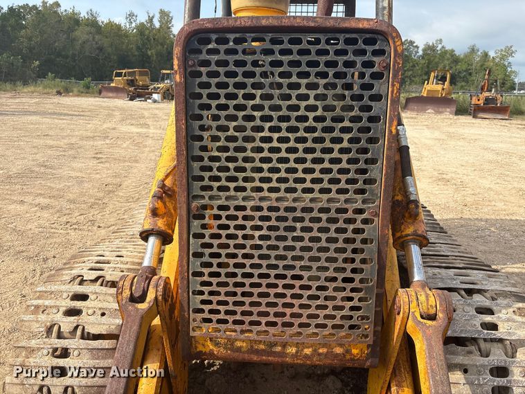 image for item EA7023 John Deere 450C track loader