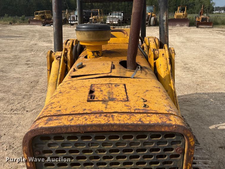 image for item EA7023 John Deere 450C track loader