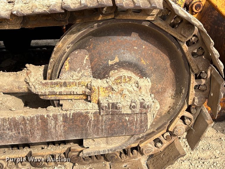 image for item EA7023 John Deere 450C track loader