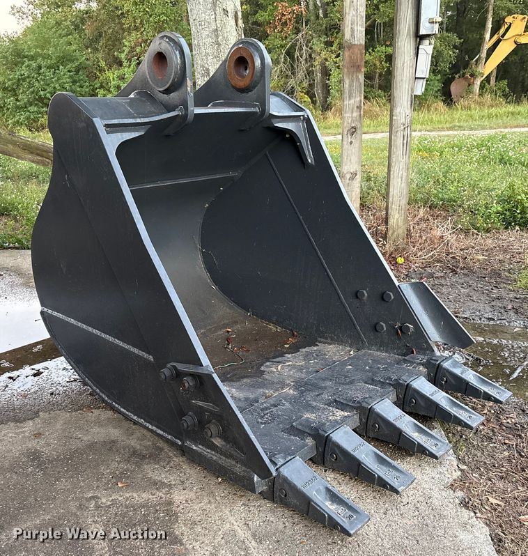 image for item EA7029 SmartCharm TTB200-CAT320D-42GP excavator bucket