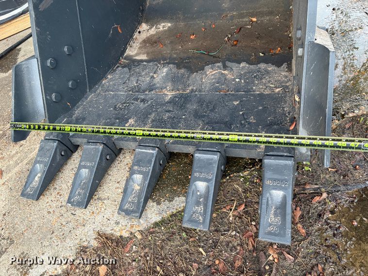 image for item EA7029 SmartCharm TTB200-CAT320D-42GP excavator bucket