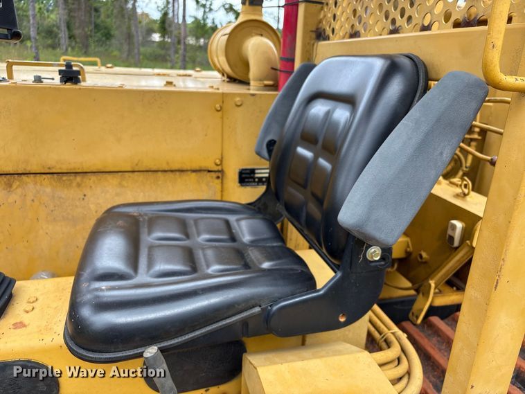 image for item EA7030 Morooka MST-800 track carrier