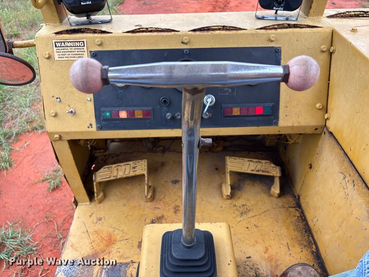 image for item EA7030 Morooka MST-800 track carrier