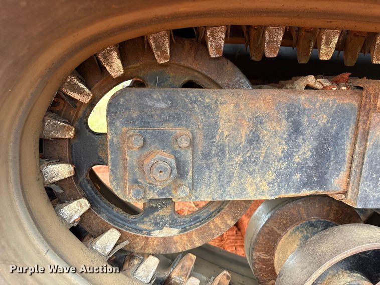 image for item EA7030 Morooka MST-800 track carrier