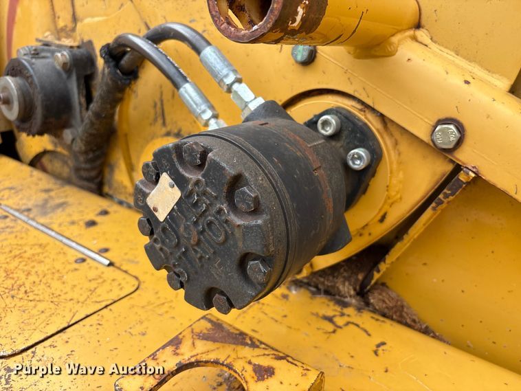 image for item EA7032 2008 Vermeer BC1000XL wood chipper