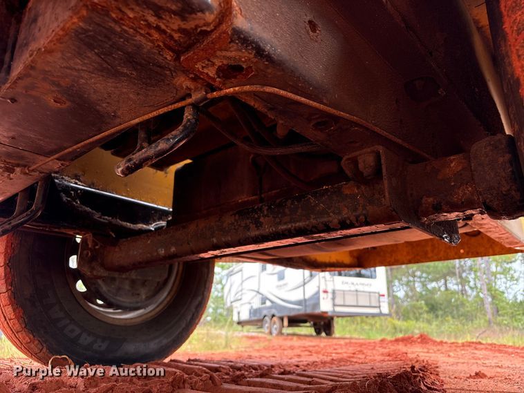 image for item EA7032 2008 Vermeer BC1000XL wood chipper