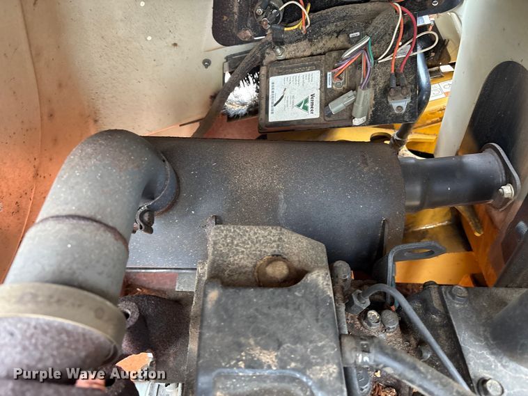 image for item EA7032 2008 Vermeer BC1000XL wood chipper