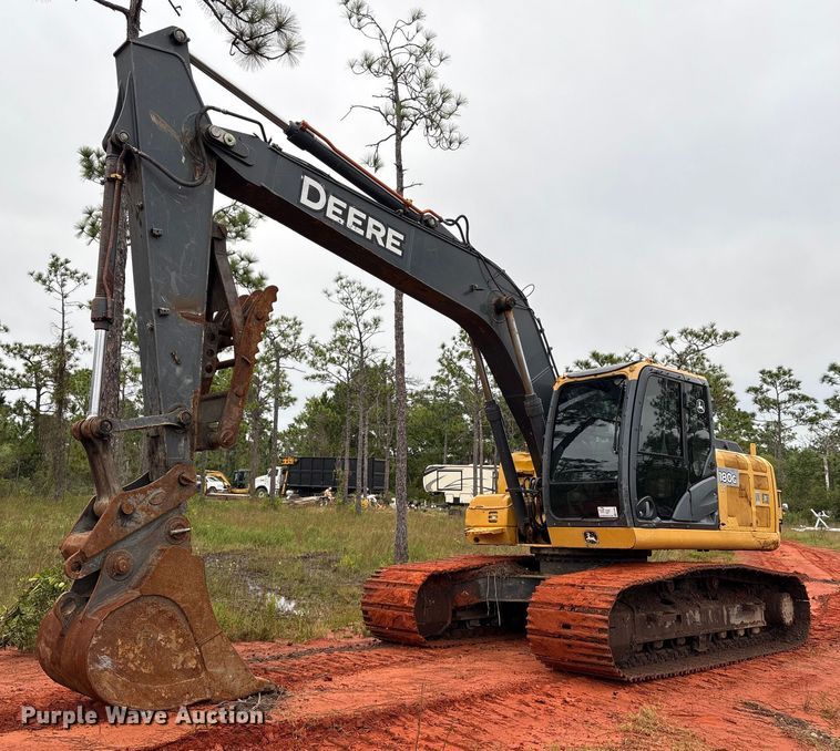 EXCAVADORA 2012 JOHN DEERE 180G