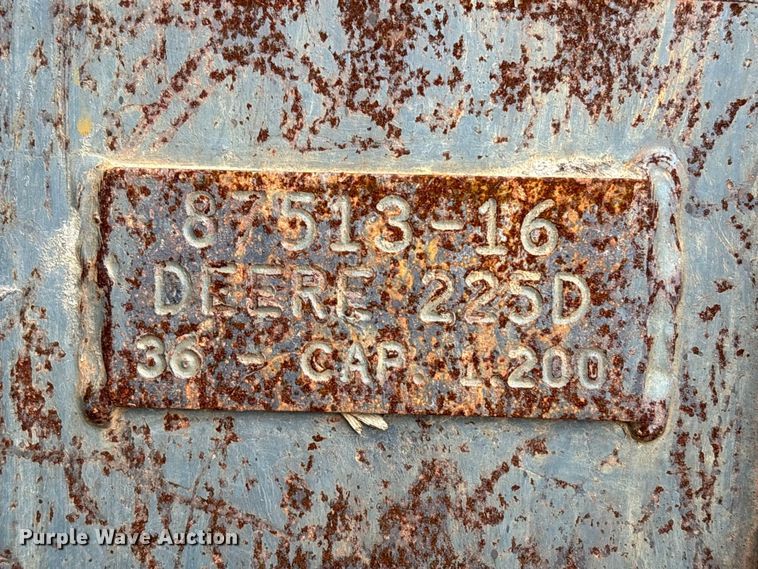 image for item EA7033 2012 John Deere 180G excavator