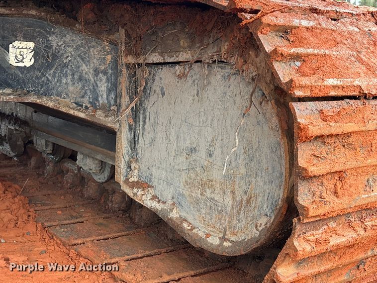 image for item EA7033 2012 John Deere 180G excavator