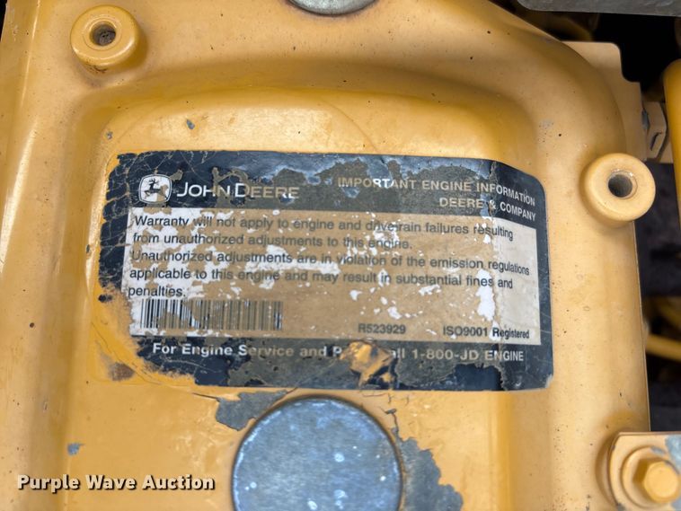 image for item EA7033 2012 John Deere 180G excavator