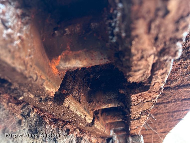 image for item EA7033 2012 John Deere 180G excavator