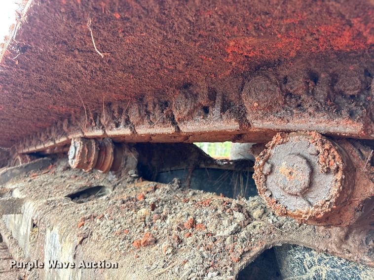 image for item EA7033 2012 John Deere 180G excavator