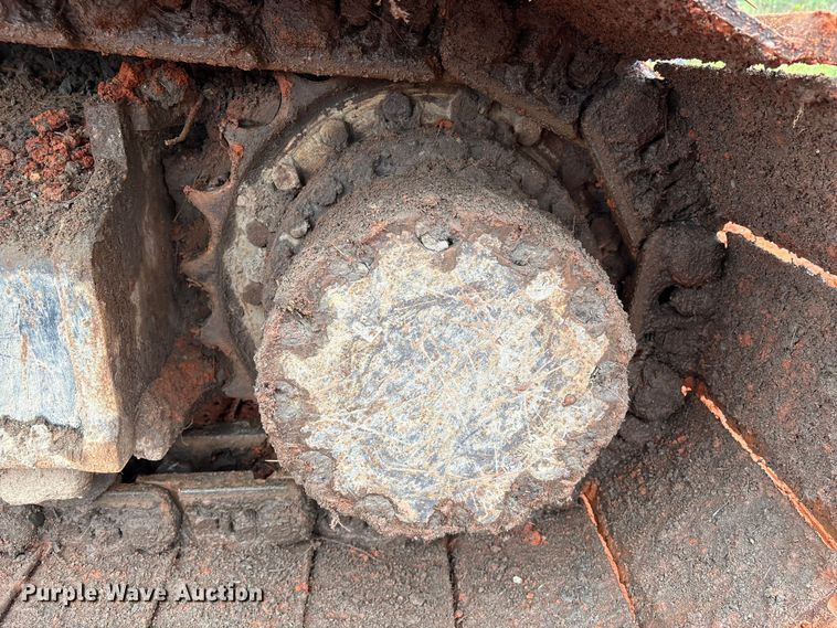 image for item EA7033 2012 John Deere 180G excavator