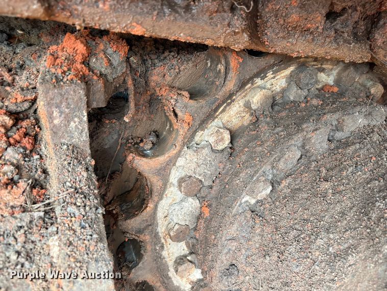 image for item EA7033 2012 John Deere 180G excavator