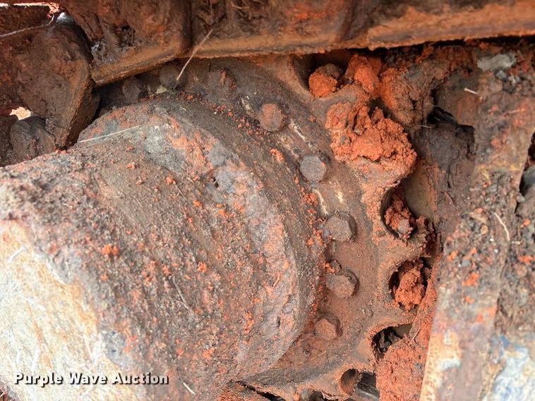 image for item EA7033 2012 John Deere 180G excavator