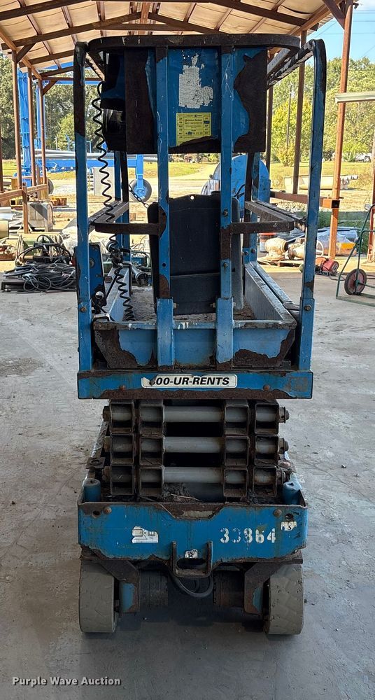 image for item EA7035 Genie 1930 scissor lift