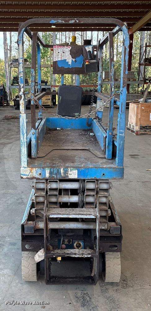 image for item EA7035 Genie 1930 scissor lift