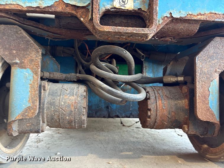 image for item EA7035 Genie 1930 scissor lift