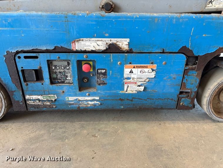 image for item EA7035 Genie 1930 scissor lift