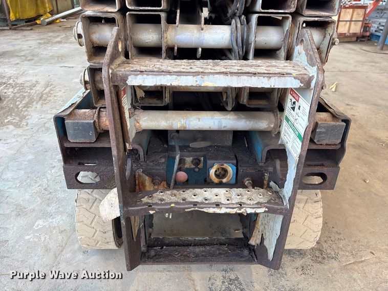 image for item EA7035 Genie 1930 scissor lift