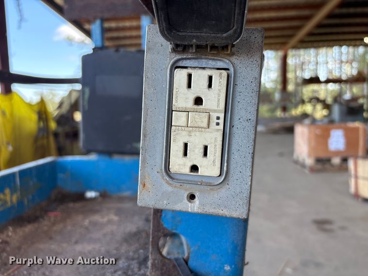 image for item EA7035 Genie 1930 scissor lift