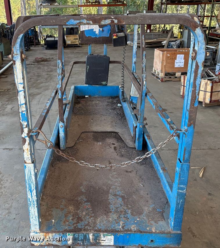 image for item EA7035 Genie 1930 scissor lift