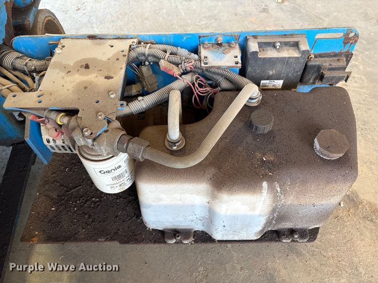 image for item EA7035 Genie 1930 scissor lift