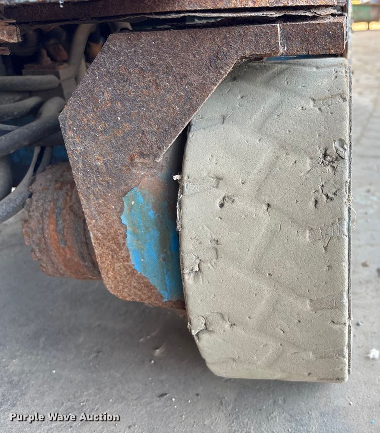 image for item EA7035 Genie 1930 scissor lift