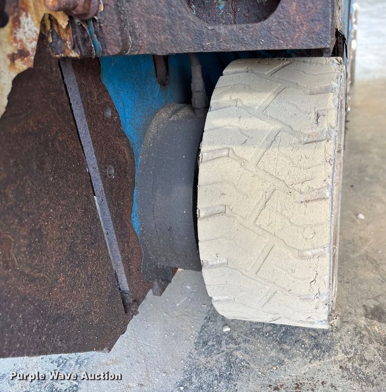 image for item EA7035 Genie 1930 scissor lift