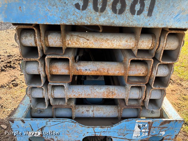 image for item EA7038 Genie GS-2632 scissor lift