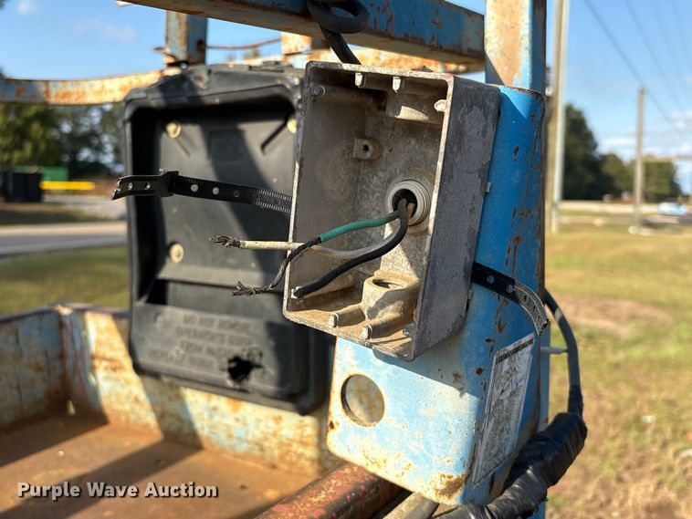 image for item EA7038 Genie GS-2632 scissor lift