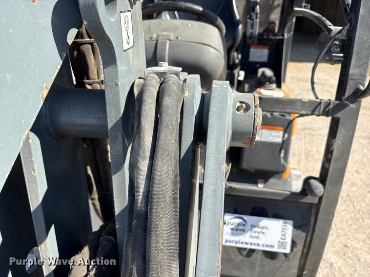 image for item EA7516 2021 Giant G2500HD compact wheel loader