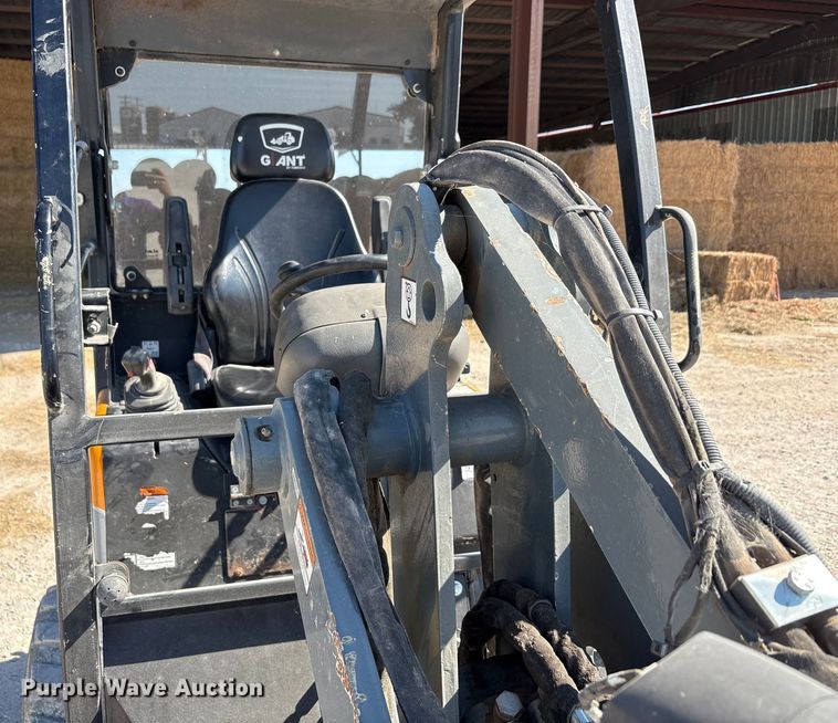 image for item EA7516 2021 Giant G2500HD compact wheel loader