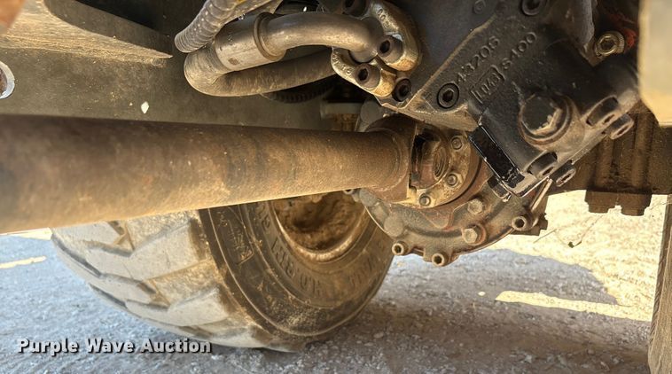 image for item EA7516 2021 Giant G2500HD compact wheel loader