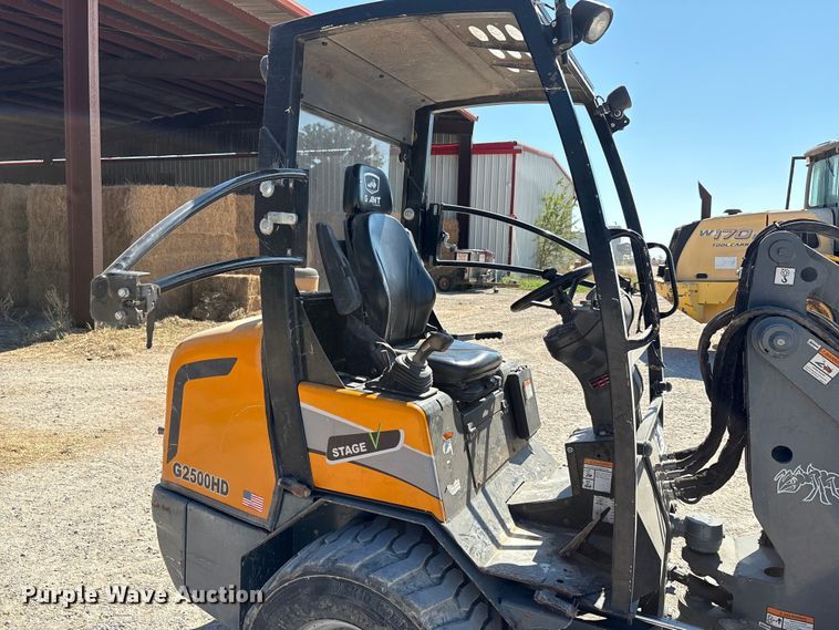 image for item EA7516 2021 Giant G2500HD compact wheel loader