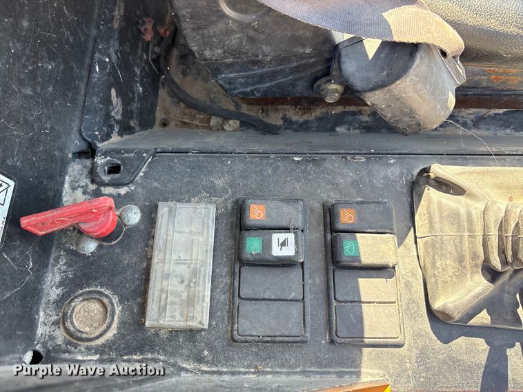 image for item EA7516 2021 Giant G2500HD compact wheel loader