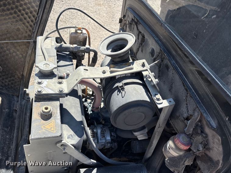 image for item EA7516 2021 Giant G2500HD compact wheel loader